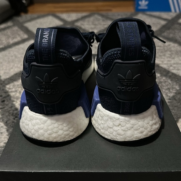 Adidas NMD R1 Collegiate Navy EE6675 - Picture 4 of 10